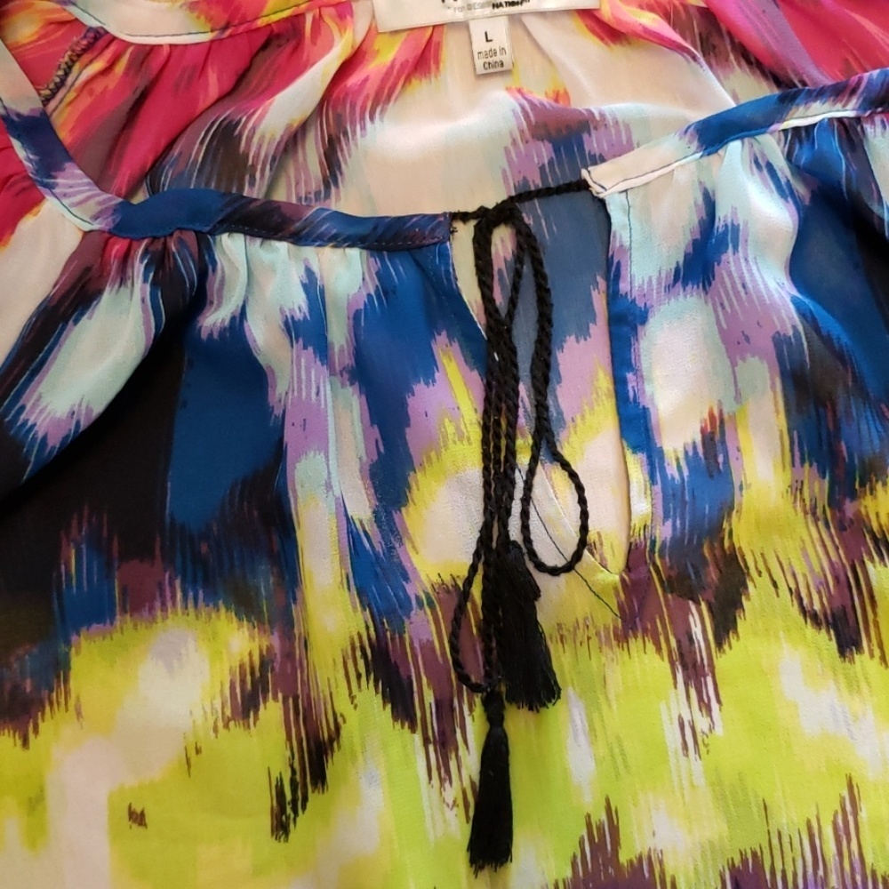 Milly semisheer watercolor floral blouse. - Picture 3 of 4